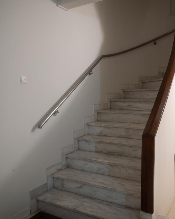 Sis Urban Apartments Афины Экстерьер фото
